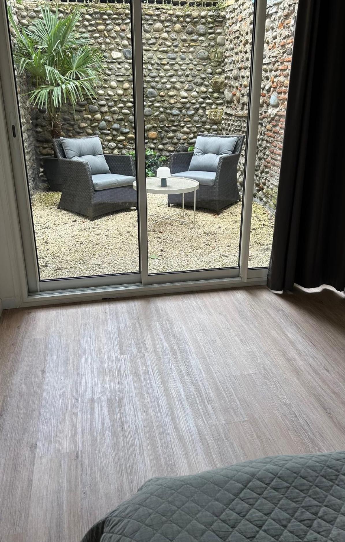 Le Patio : Appartement Chic 3 Chambres Au Coeur De Pau Exteriér fotografie